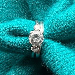 3 stone cubic zirconia ring set